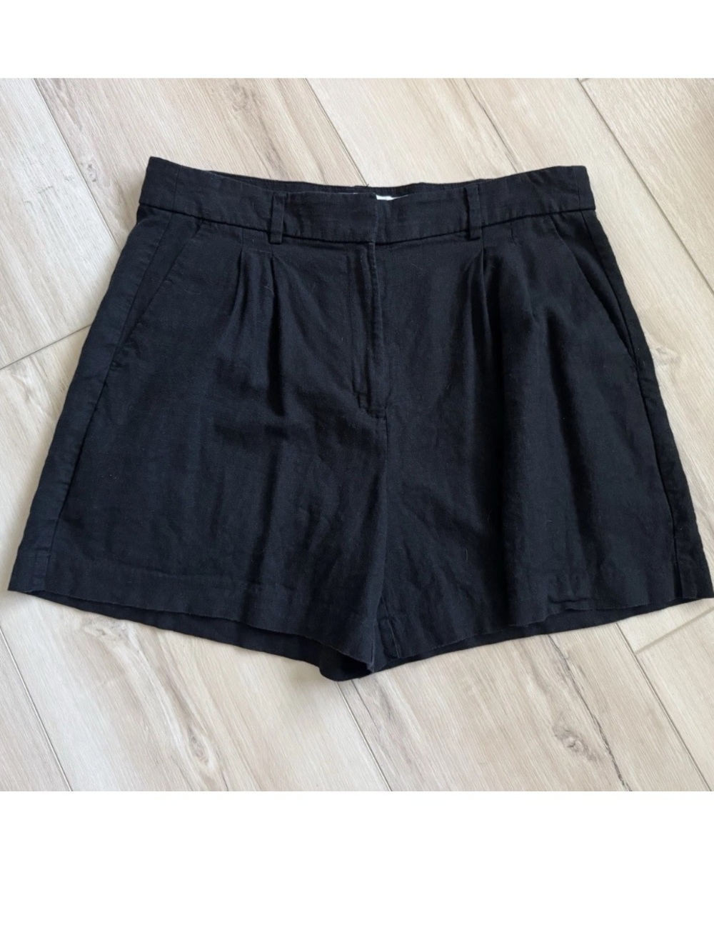 Old Navy Black High Waist Women's Taylor Shorts